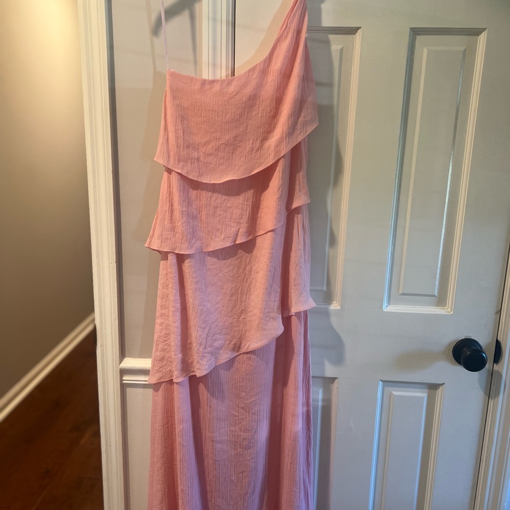 Selfie Leslie One Shoulder Pink Dress
